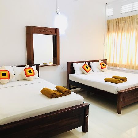 Lake City Resort Anuradhapura Ngoại thất bức ảnh