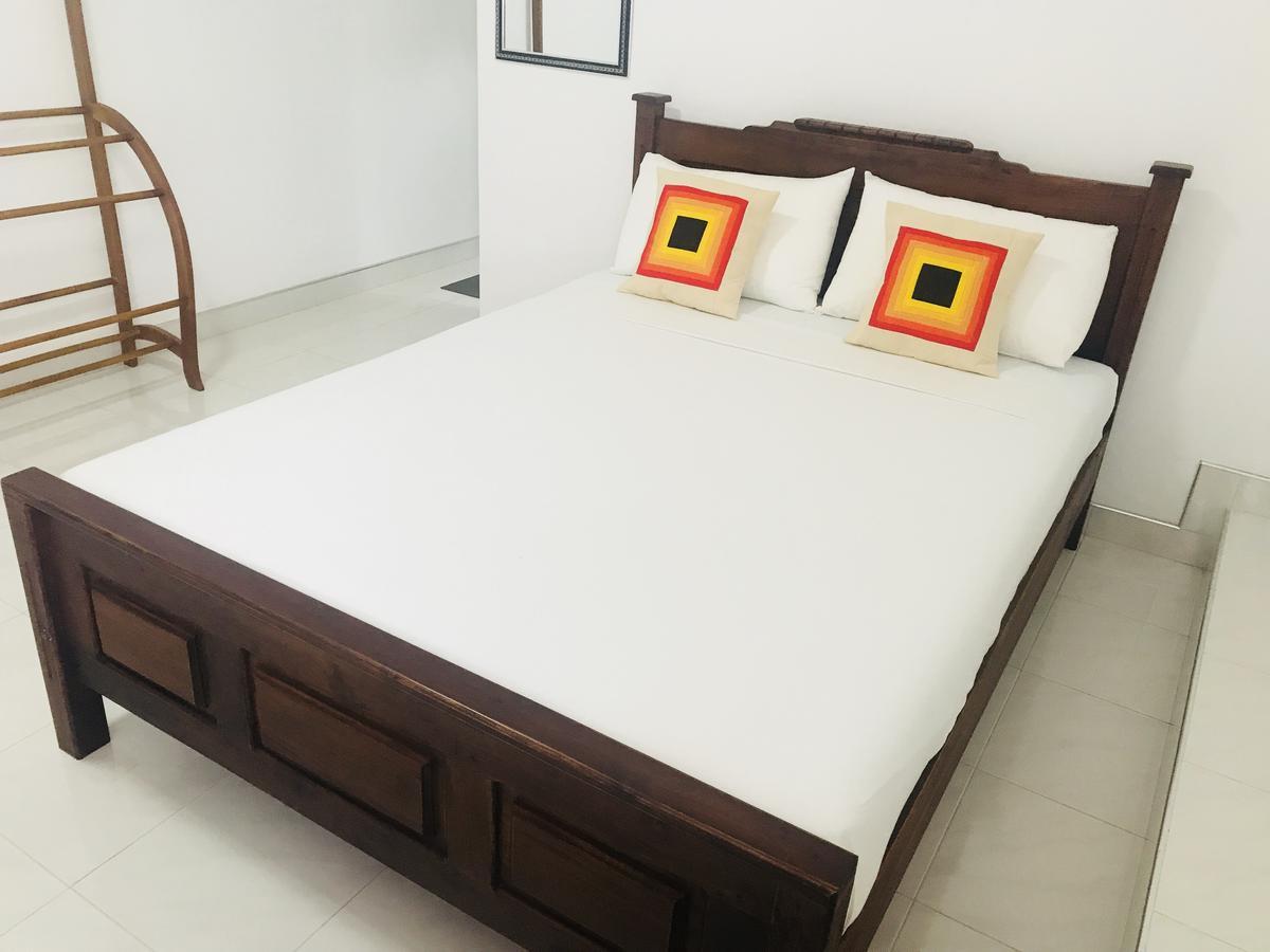 Lake City Resort Anuradhapura Ngoại thất bức ảnh