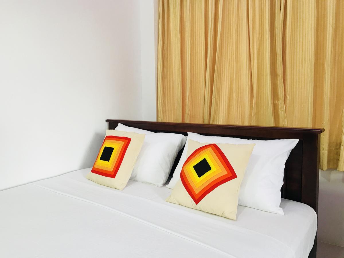 Lake City Resort Anuradhapura Ngoại thất bức ảnh