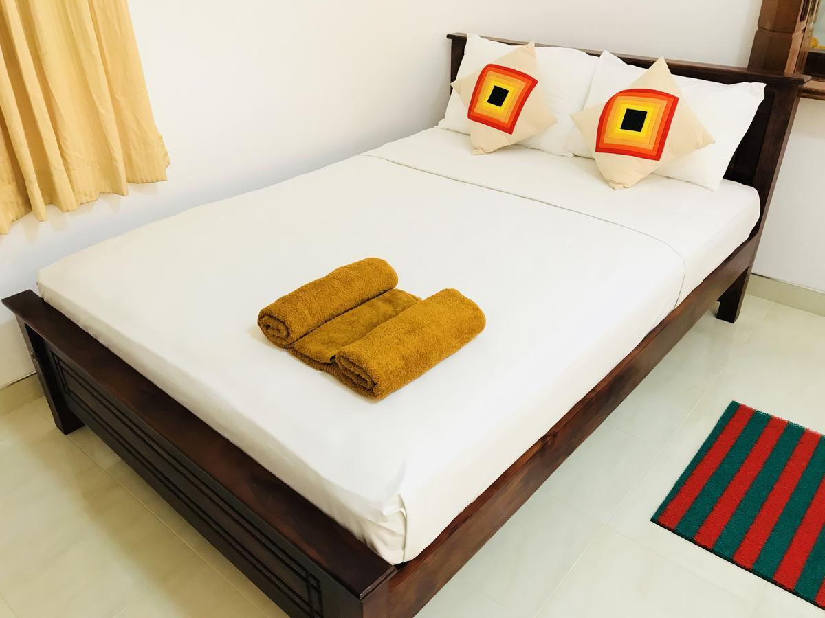 Lake City Resort Anuradhapura Ngoại thất bức ảnh