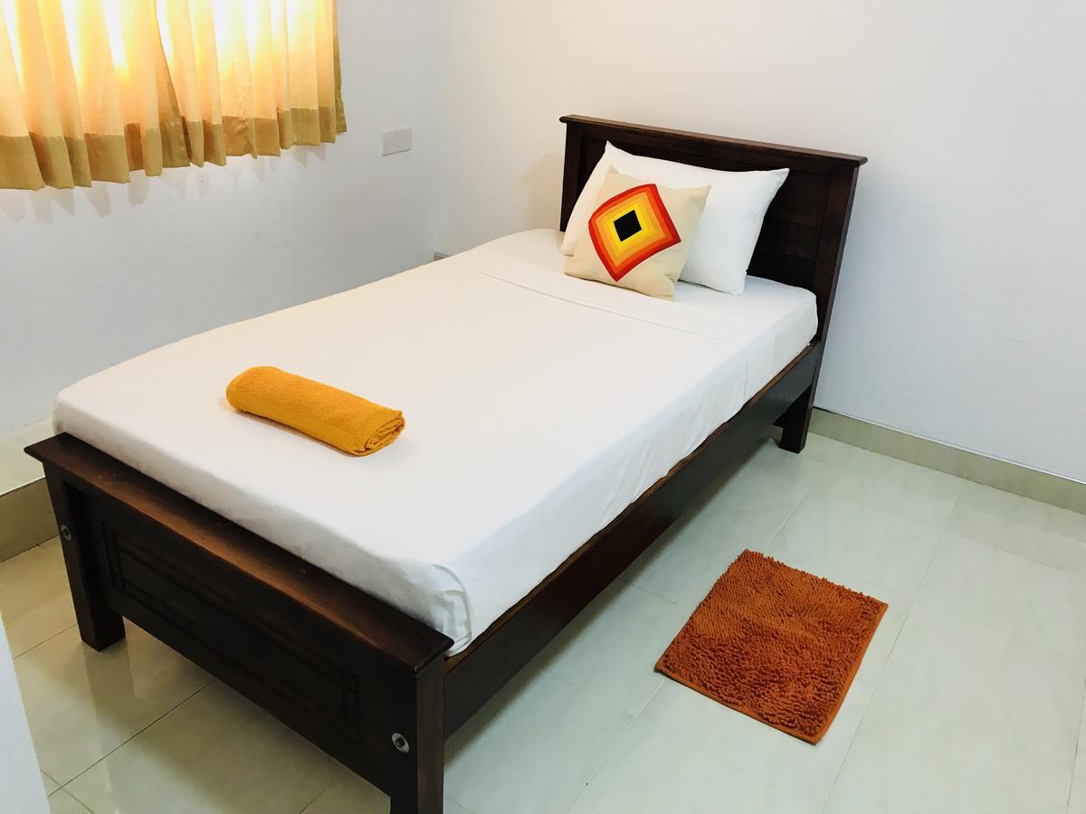Lake City Resort Anuradhapura Ngoại thất bức ảnh