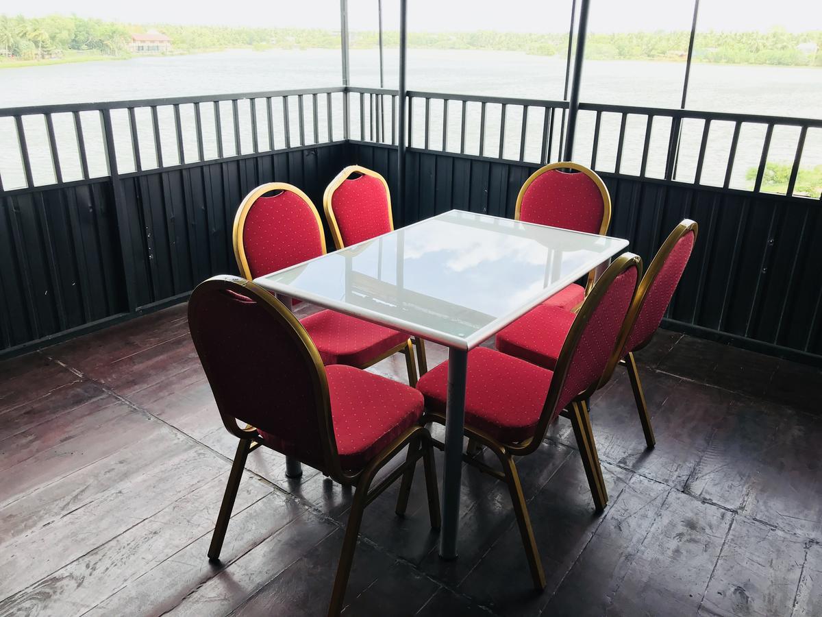 Lake City Resort Anuradhapura Ngoại thất bức ảnh